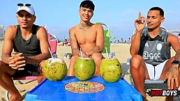 Teen 18+ in double penetration with best friend