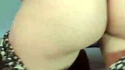 Teen Dances Reggaeton On Webcam