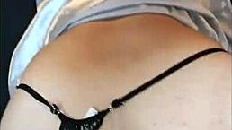 Me follo la esposa de mi vecino cuando el sale a trabajar