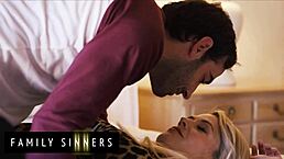 继母Kit Mercer被继子舌头深入舔穴