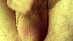 老婆肛玩以精液滴入内裤结束。