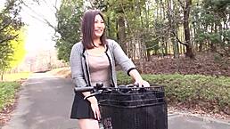 I love Hinako Shinzaki's big tits and ass shaking