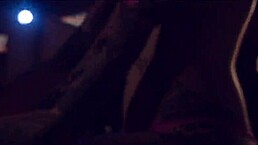 Sabrina Sabrok硬核肛交和邋遢口交超猛！😲