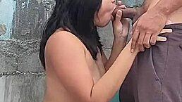 Contra el muro a mi vecina morena amateurs brunette brown eyes