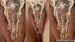 看看Kobe Lee和Cherry Morgan穿微丁字裤的狂热秀！