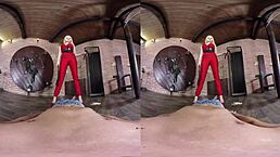Hot Bdsm In Virtual Reality. Spanking And Femdom Tease?