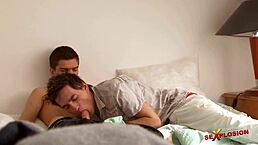 i love watching my young twink friends go bareback.