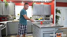 Stepdaddy Peter Fitzwell Bangs Chloe Cooper Hard!