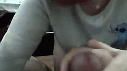 我请老婆闺蜜来家随便聊聊