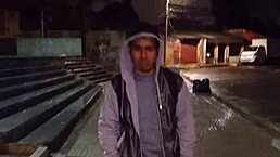 BOLD GAY ENCOUNTER WITH THE DELIVERY GUY