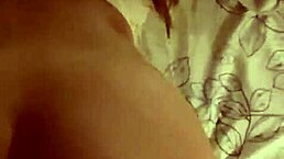 Mi amigo me coge como una perra y eyacula dentro de mi