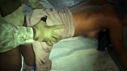 紧致18+妹军营空投点玩假鸡巴自慰