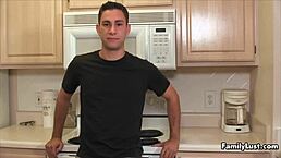 Happy Young Guy Drills Milf's Mature Pussy!