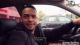 reife schwarzhaarige deutsche frau beim öffentliche sextreffen im auto, fucking mature milf outdoor