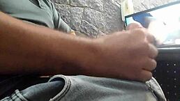 独奏猛男详细自慰喷射