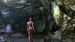 红发奴隶幻想中衣服被撕 狂野女同行动