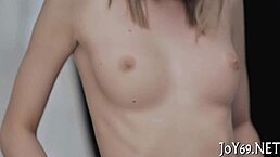 barely legal babe plays perverted solo game with her pussy 😜