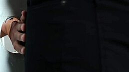 运动黑同志AJ Sloan在荣耀洞被猛男马可·洛伦佐无套后入