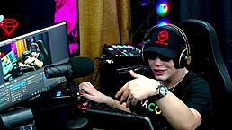 Ruan Shows Off to Lary Cubas, Is It Big Enough?