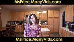 耶，通宵猛干朋友的火辣继母海伦娜·普莱斯！