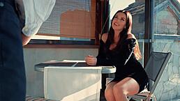 Waiter bangs a stunning milf right in the restaurant