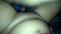 和闺蜜在海滩上丢了处女身！