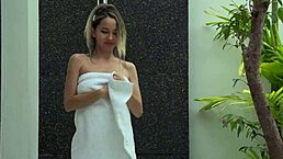 Fucked a Cute Stranger Hard in Her Villa.