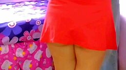 操穿红裙老婆有人看还想加入 结果俩人一起真实自拍