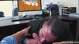 Pilipino guy earns bonus through intense oral pleasure with another man