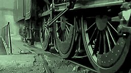 潜入情色字母漫画的感官世界