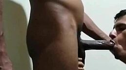 Negão shoves 25cm thick rod down my throat in favela cruising!