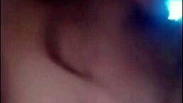 娇小业余美女在泄露动漫剪辑口交，她小奶子在热辣动作中晃动