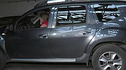 法国嫩妹深喉口交POV狂野动作