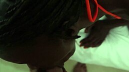 想加入我们在桑给巴尔雨天假期来个快速女上位吗？