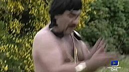 金发大奶Dolly Golden被朋友老公猛钻