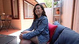 学校哥们达玛·琼斯求我第一次钻她紧致屁眼！😲