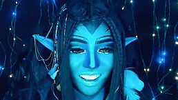 She dances beautifully on webcam for avatar fans
