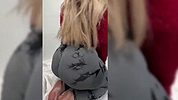 milf stepmom cleaning with her big latina ass bouncing in yoga pants. can you resist?