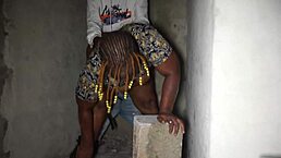 我饥渴继母公开近距离吸屌！