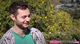 18岁少女紧逼被精液灌满