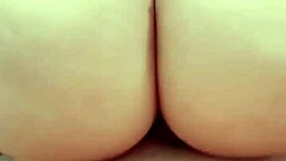 Madrasta Com Muito Tesão Senta No Enteado Enquanto Seu Padrasto Está Fora