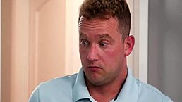 室友努鲁按摩，由范·怀尔德和妮可·基特