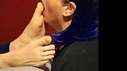 she loves to suck on my toes passionately