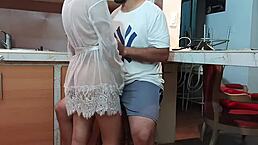 我爱吞继子精液 印度妈妈自制野性爱后