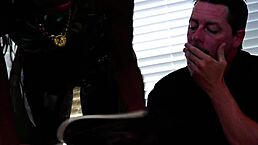 小巧黑妞被粗暴快炮，衣服撕裂直达湿润高潮！