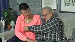 German amateur couple bangs passionately on their couch