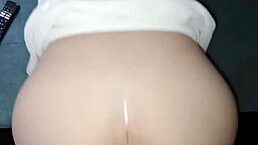 在Tinder上约到后狗爬式猛插她紧逼