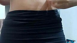 清纯女孩完美奶子被偷拍