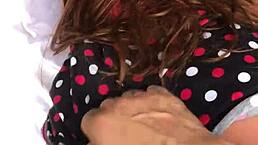 O Safado Gozou Dentro Da Buceta Da Minha Inteada Conferam Completo No Red E Sheer Sex Toy Exclusivo