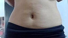 清纯女孩完美奶子被偷拍